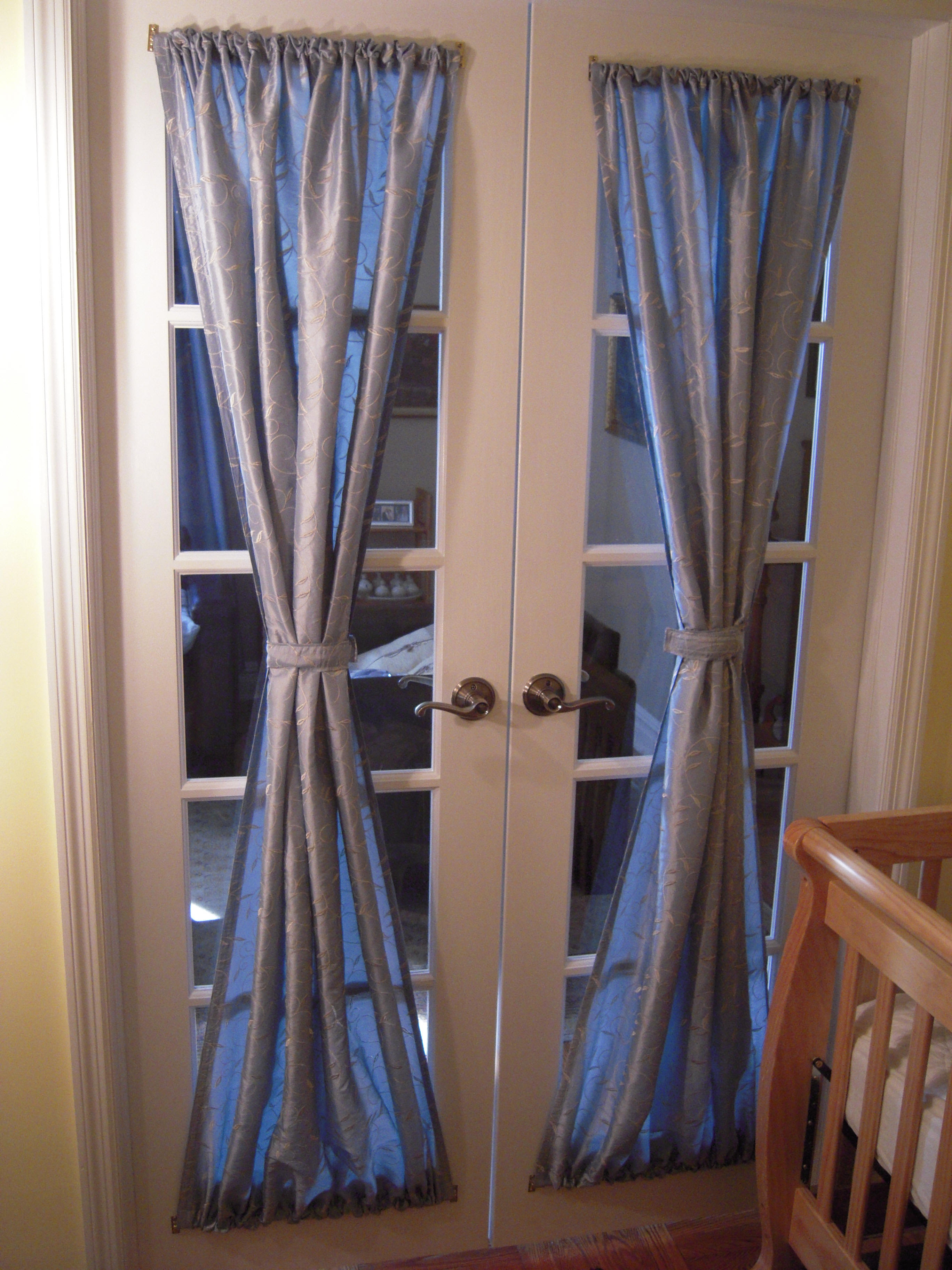 Шторы на дверной проем: фото,  шторы на дверную нишу